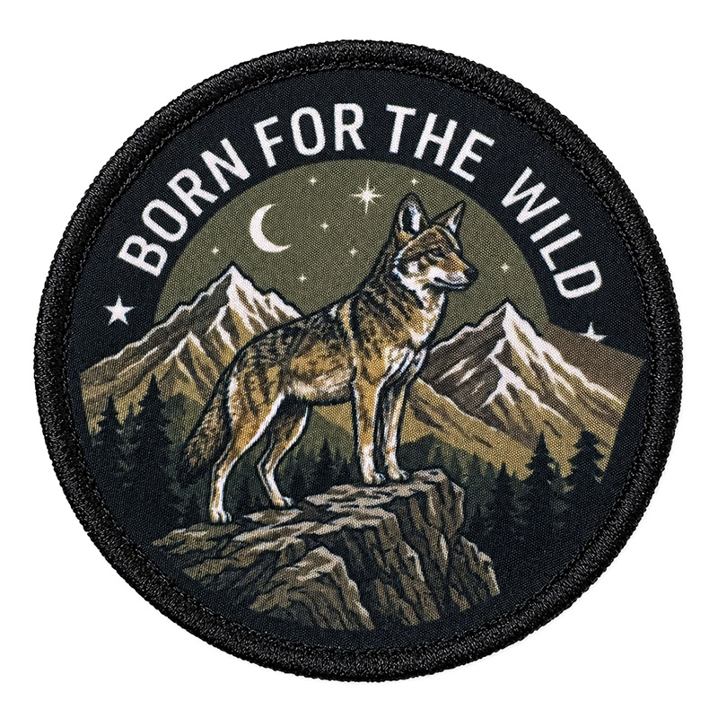 Alternative view of Plakietka Drukowana Coyote na Rzep Born for The Wild